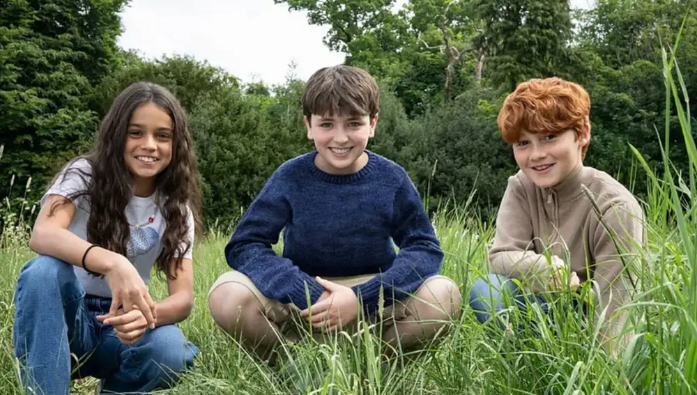 Arabella Stanton, Dominic McLaughlin y Alastair Stout, protagonistas de la serie de Harry Potter