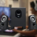 El sistema de altavoces Logitech Z313 es multiplataforma