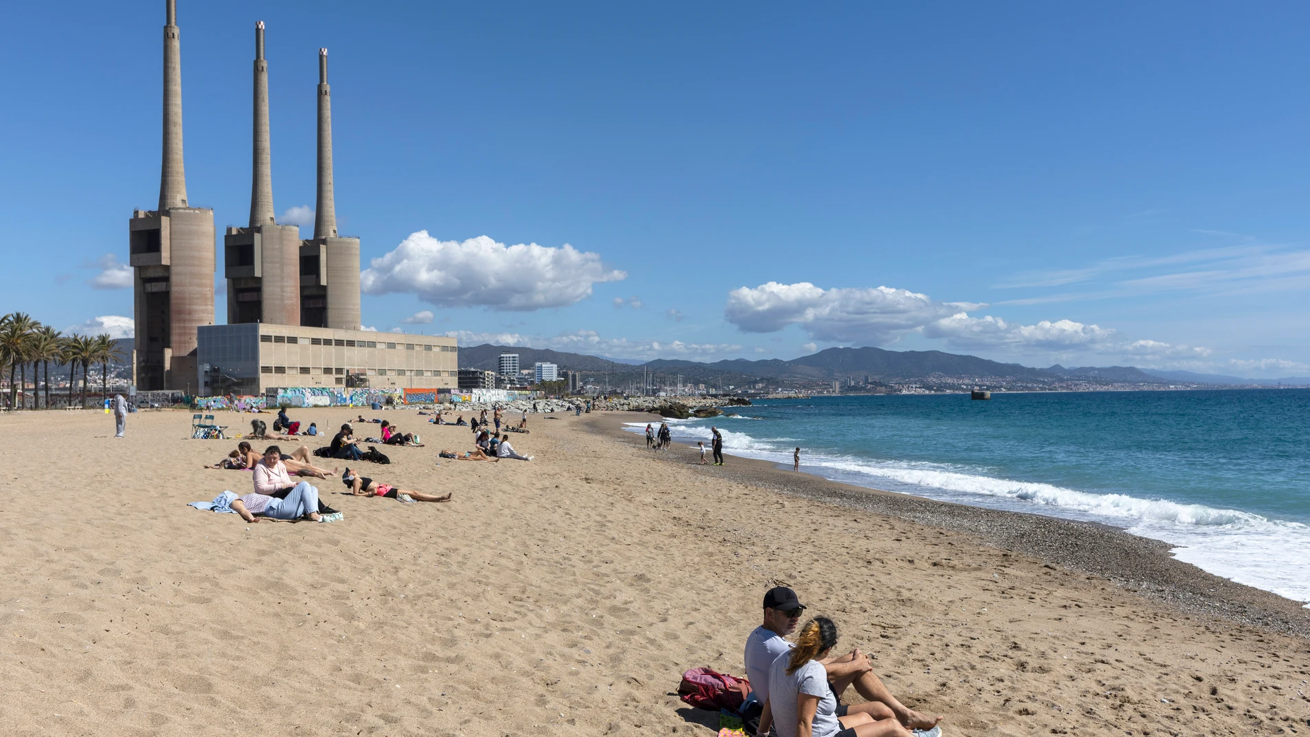 Imagen de la playa del litoral de Sant Adrià del Besòs