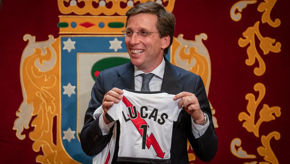 Almeida recibe al Rayo Vallecano por la histórica clasificación del equipo para la UEFA Conference League 2025/26