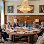 Luis Cazorla toma posesión como presidente del Instituto de España