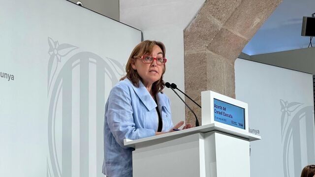 Paneque ve "absolutamente incomprensible" el papel del PP en la negociación del catalán en la UE