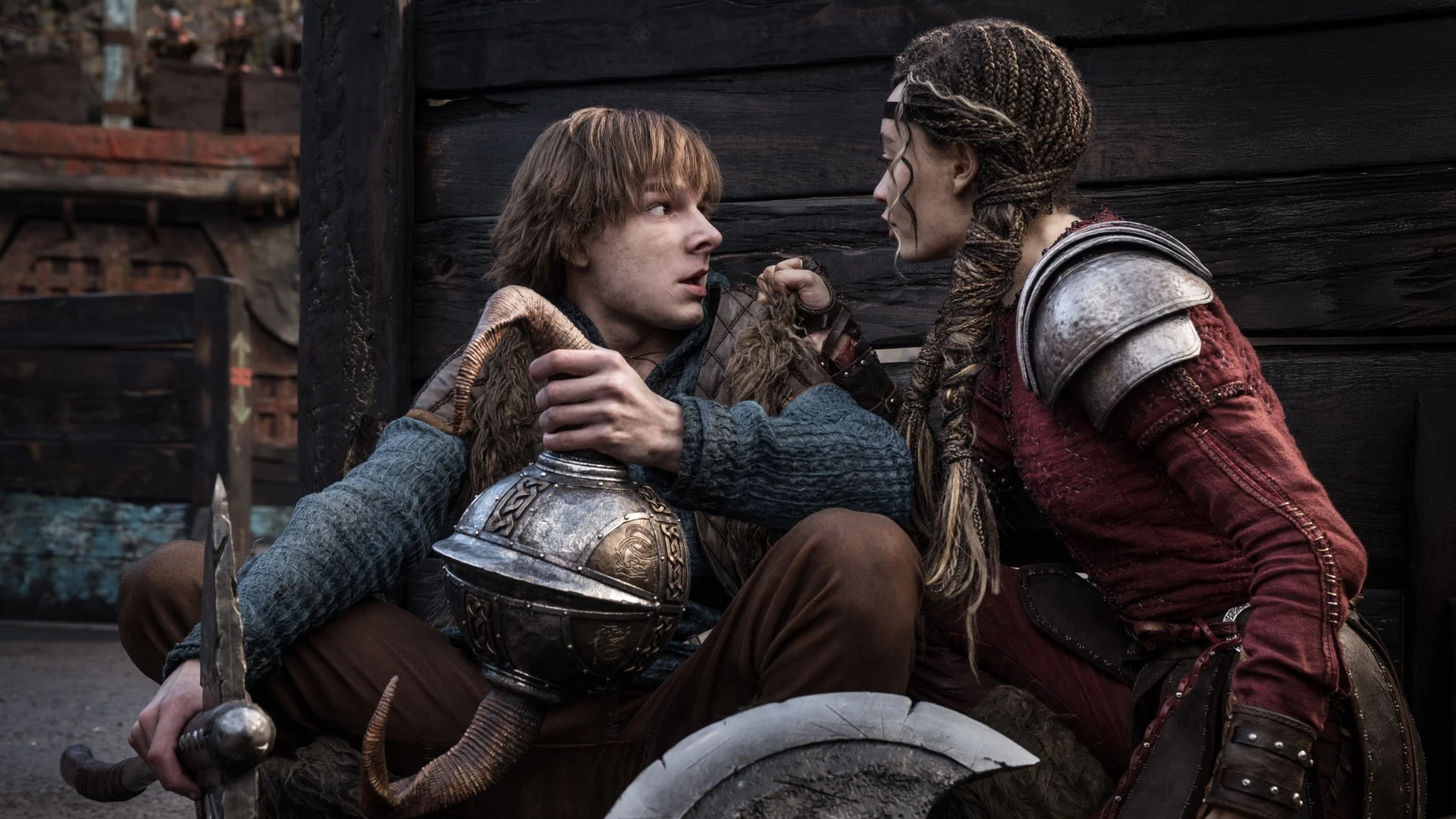 Vídeo exclusivo del live action 'Cómo entrenar a tu dragón': la química entre Mason Thames y Nico Parker