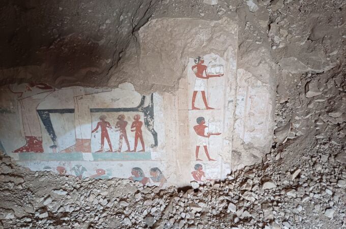 La misión arqueológica egipcia que trabaja en Draa Abul Naga, Luxor, ha descubierto tres tumbas que datan del Imperio Nuevo