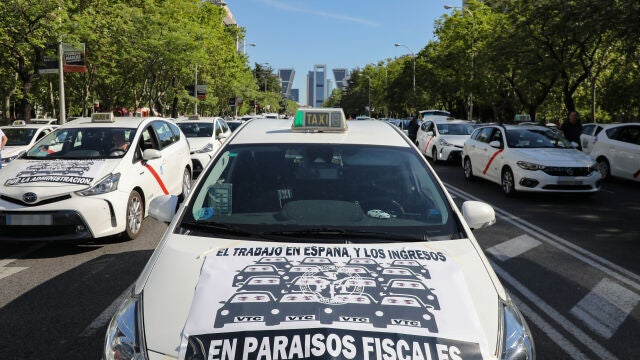 Marcha del taxi en Madrid en protesta por las 8.500 nuevas licencias de VTC a Cabify