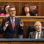 PP y Vox afean a Bolaños las actuaciones "mafiosas" de Leire Díez y el ministro clama contra la corrupción y los bulos