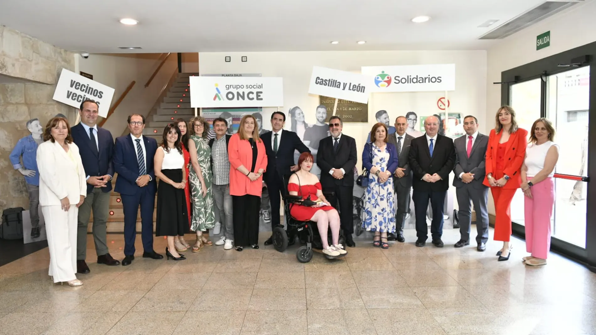 Galardonados y autoridades de los premios de la Fundación ONCE