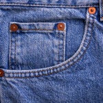 El bolsillo pequeño de los pantalones jeans tiene una importante función que muy pocos conocen y que no solo es estética o para guardar objetos, a diferencia de los grandes de los vaqueros