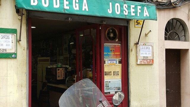 Fachada de la Bodega Josefa