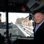 El alcalde de Vailladolid, Jesús Julio Carnero, durante la visita a Arco Ladrillo