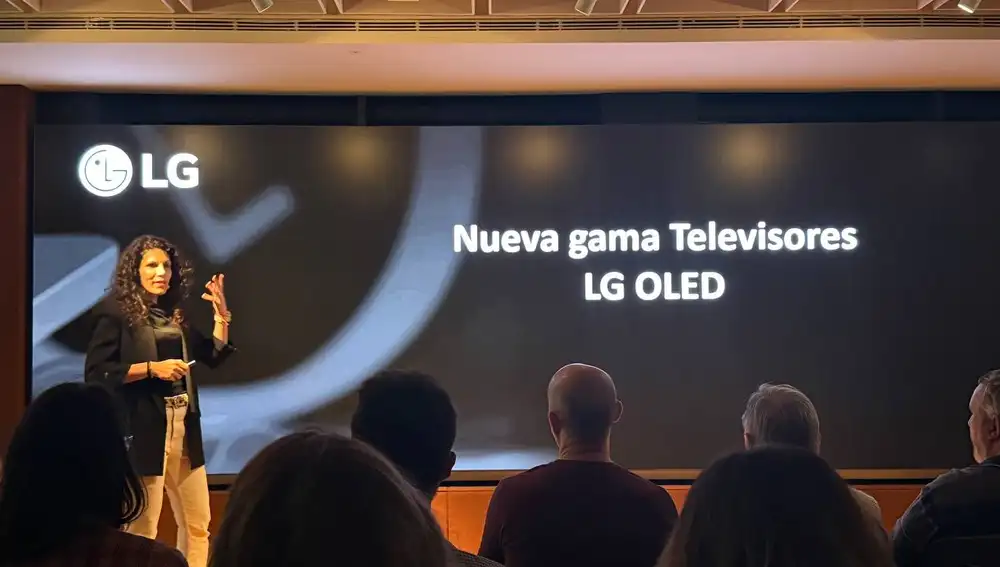 Gutiérrez fue la encargada de presentar la nueva gama a la prensa española