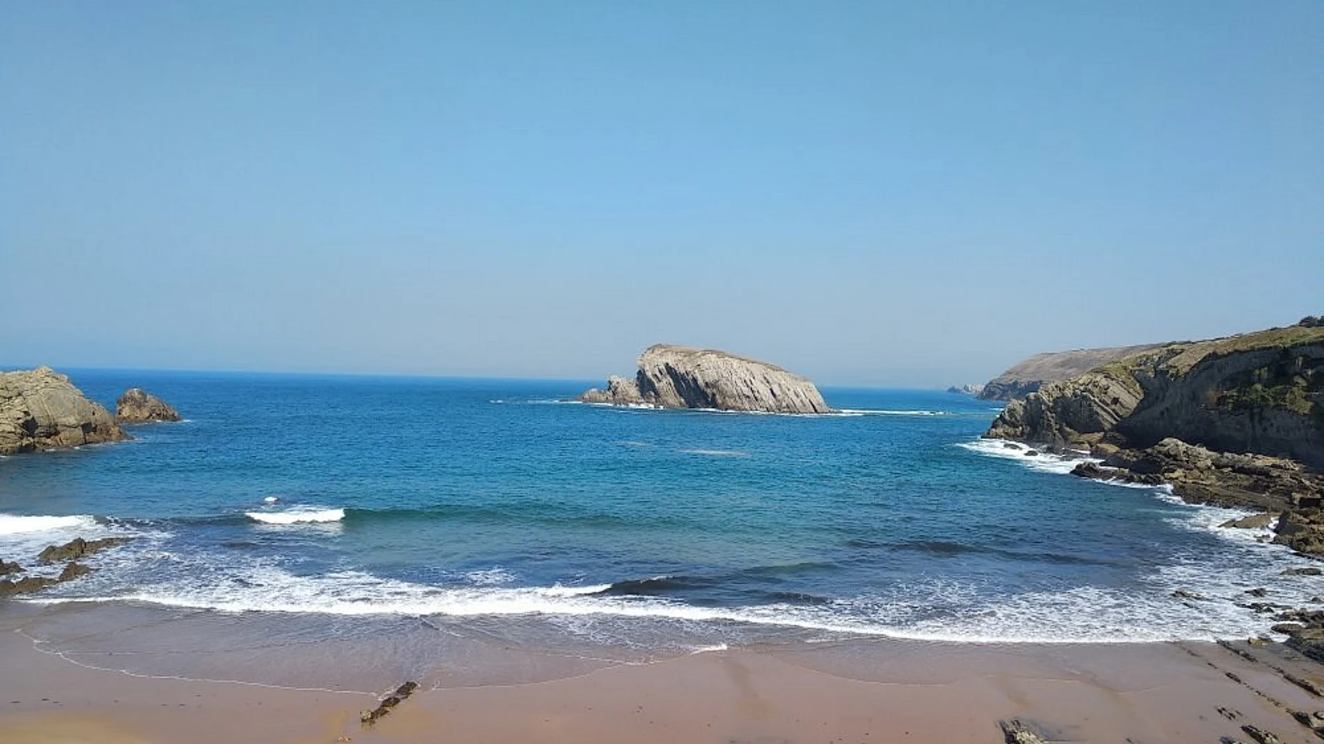Ni Menorca ni Ibiza, la playa más paradisiaca del país está en Cantabria