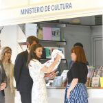 La Reina inaugura la Feria del Libro de Madrid