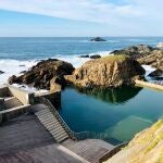 La impresionante piscina de agua salada en Tapia. 