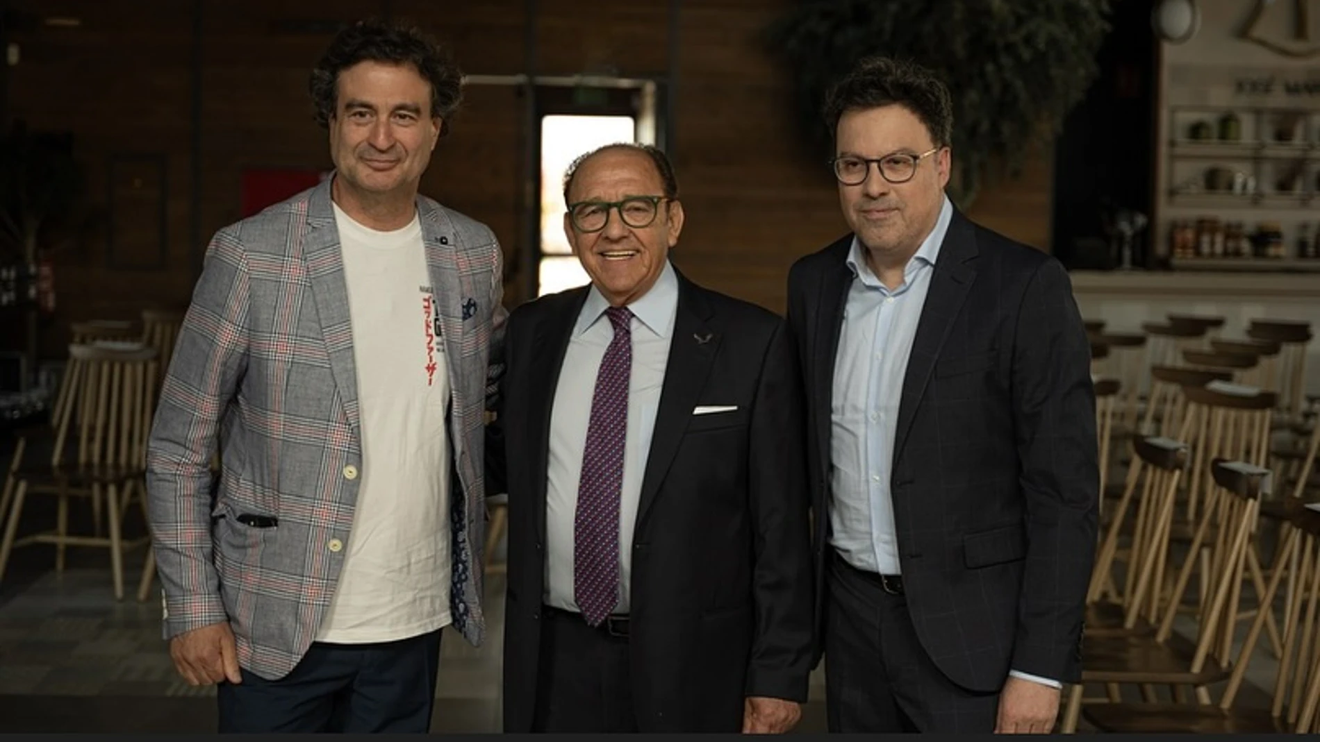 José María Ruiz junto a Carlos Álvaro y Pepe Rodríguez