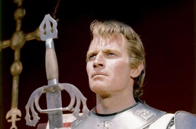 Charlton Heston interpreta a Rodrigo Díaz de Vivar en la versión cinematográfica de Anthony Mann