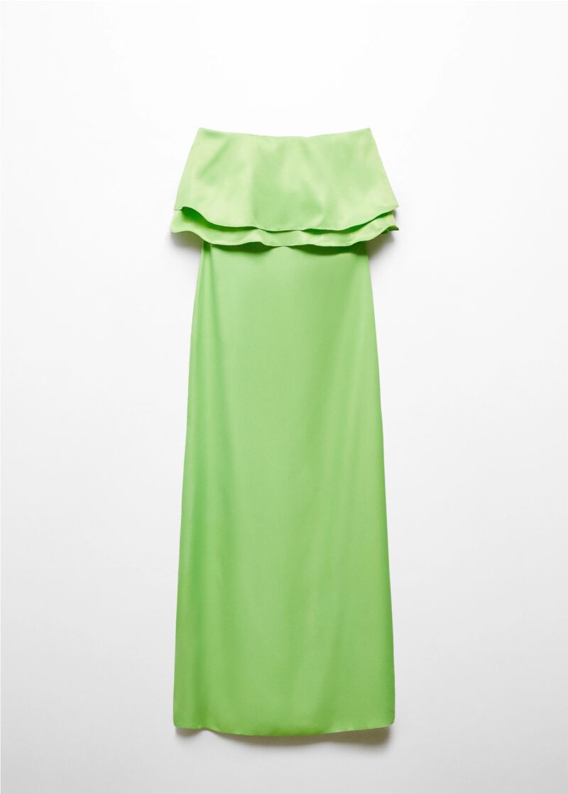 Vestido de escote palabra de honor.