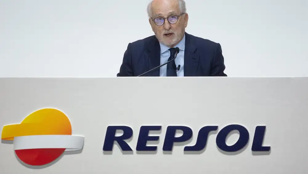 Economía.- Brufau (Repsol) pide apostar por el sector del refino como "el camino más fácil" para descarbonizar