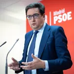Óscar López acusa a Ayuso de "financiar" una nueva "Kitchen" para hacer una "oposición de cloaca" al Gobierno