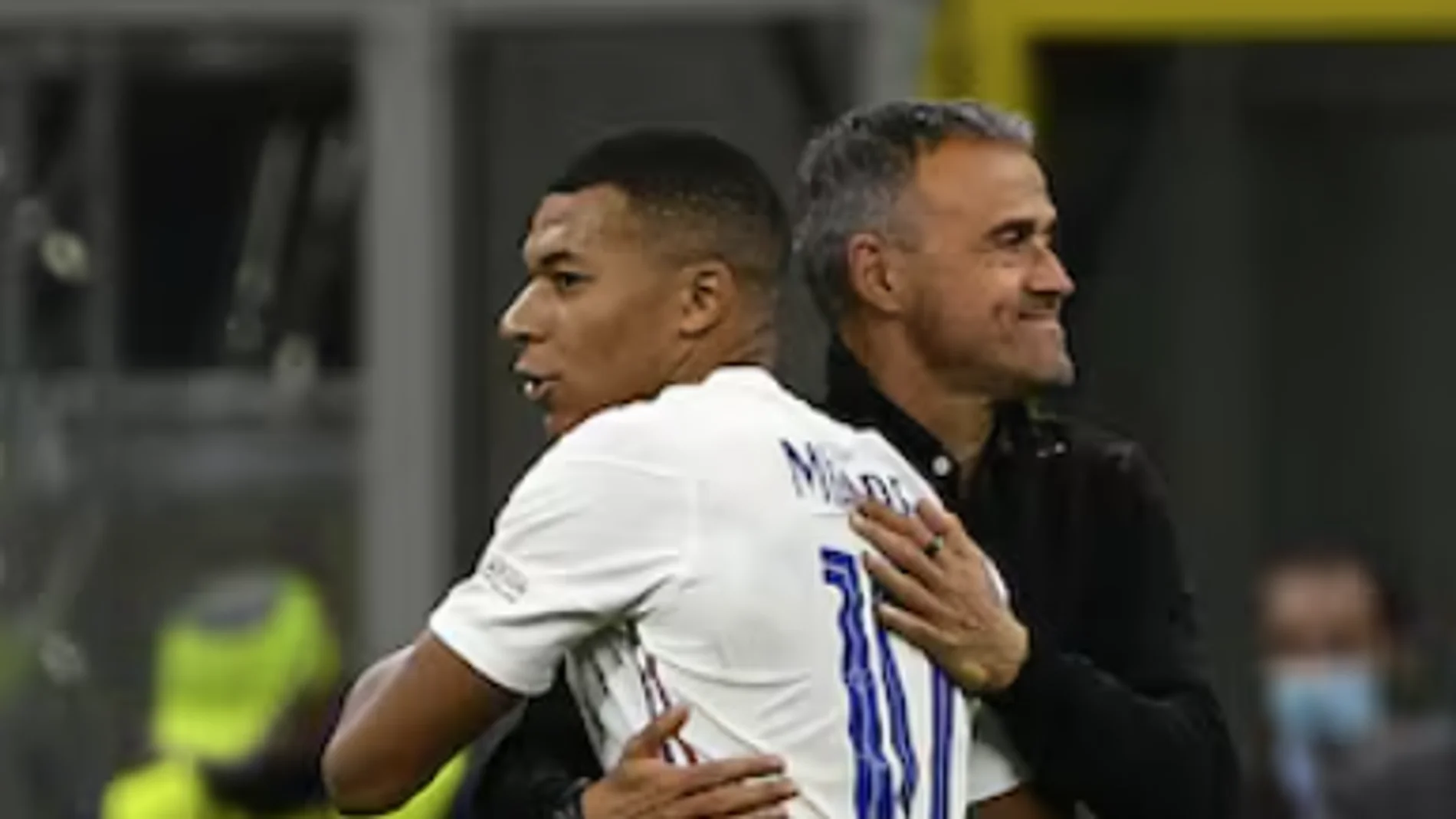 Kylian Mbappé y Luis Enrique