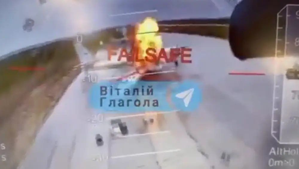 Imágenes tomadas desde los drones en el ataque contra las bases rusas