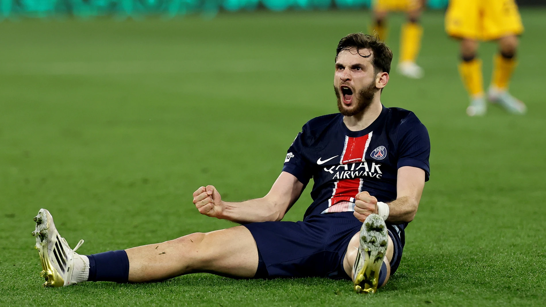 Munich (Germany), 01/06/2025.- Khvicha Kvaratskhelia of PSG reacts during the UEFA Champions League final between Paris Saint-Germain and Internazionale Milano in Munich, Germany 31 May 2025. (Liga de Campeones, Alemania) EFE/EPA/RONALD WITTEK
