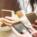 ¿Qué es el 'WhatsAppitis'? Podrías sufrir esta enfermedad y aún no lo sabes