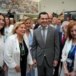 Juanma Moreno inaugura la Semana de la Donación y visita las obras del Hospital Materno Infantil 