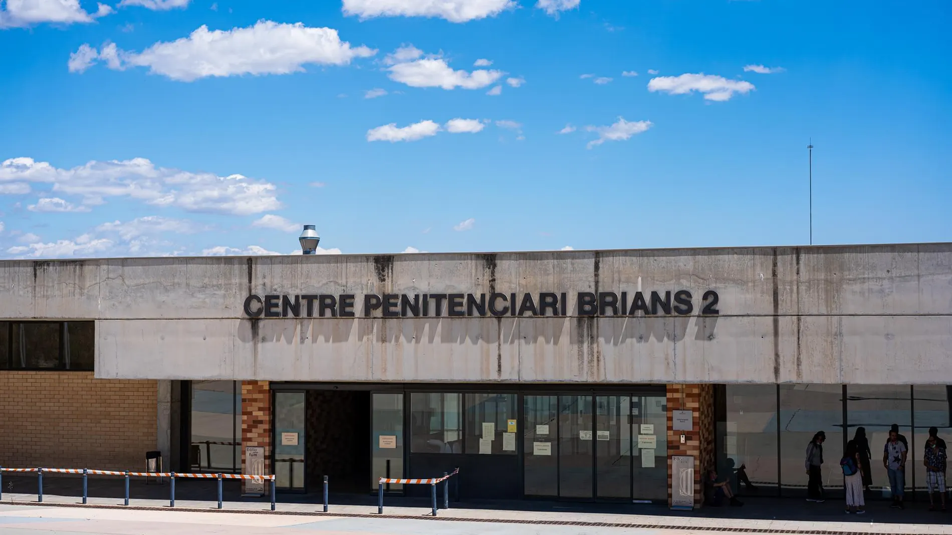 La cárcel Brians 2 (Barcelona) reparte papel de plata a drogodependientes para reducir riesgos