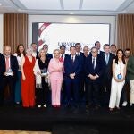 Foto de familia de los premiados en los I Premios La Razón Castilla La Mancha