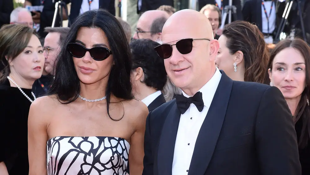 Jeff Bezos y Lauren Sánchez