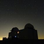 Un planeta gigante hallado alrededor de una estrella diminuta cuestiona las teorías de la formación planetaria