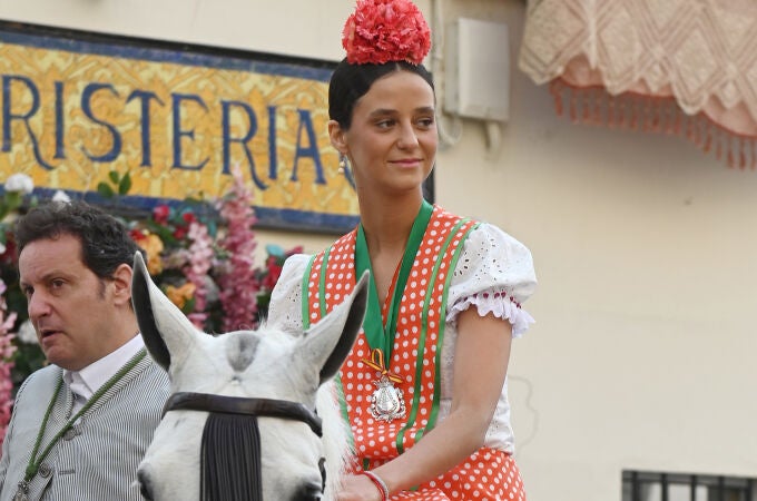 Victoria Federica y su look en el inicio del Camino del Rocío.