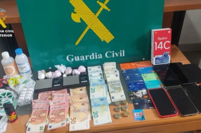 Droga intervenida por la Guardia Civil.