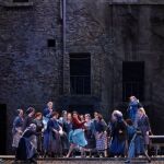 El Teatro de la Zarzuela estrena 'La Tabernera del puerto' sin el coro, que mantiene la huelga