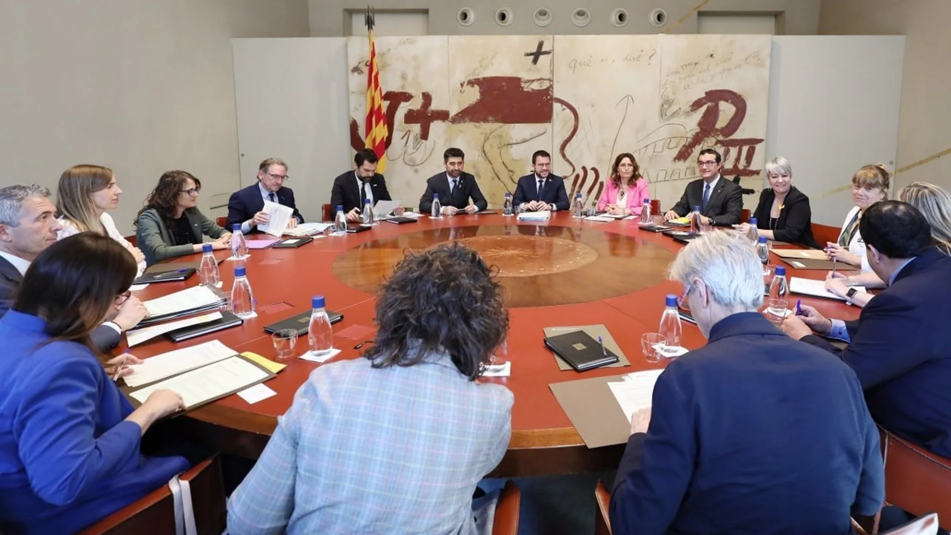 Reunión de un antiguo Consell Executiu de la Generalitat