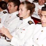 La Princesa Leonor, con el uniforme de gala de La Armada, conquista Nueva York en una velada musical con sabor español