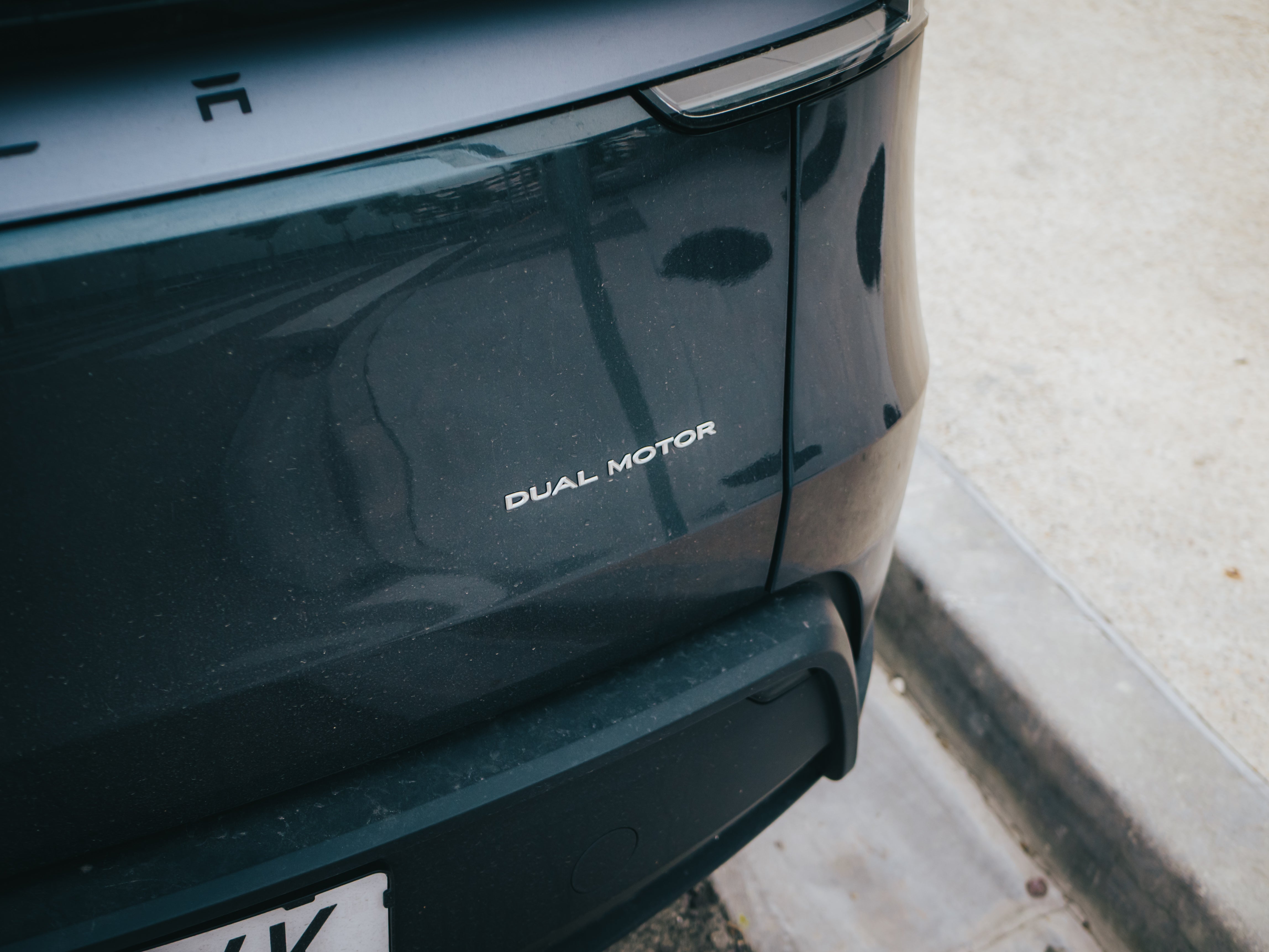 La versión Dual Motor con tracción integral es la más avanzada del Model Y disponible en España ahora mismo