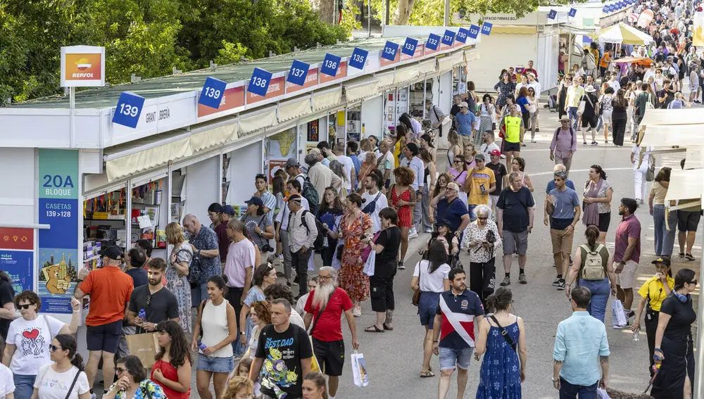 La Feria de Libro de Madrid cumple 60 años en 2025 y escribe un nuevo capítulo energético