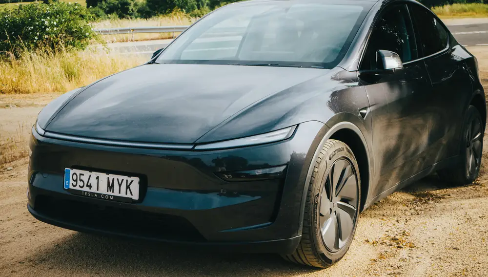 Al volante del Tesla Model Y