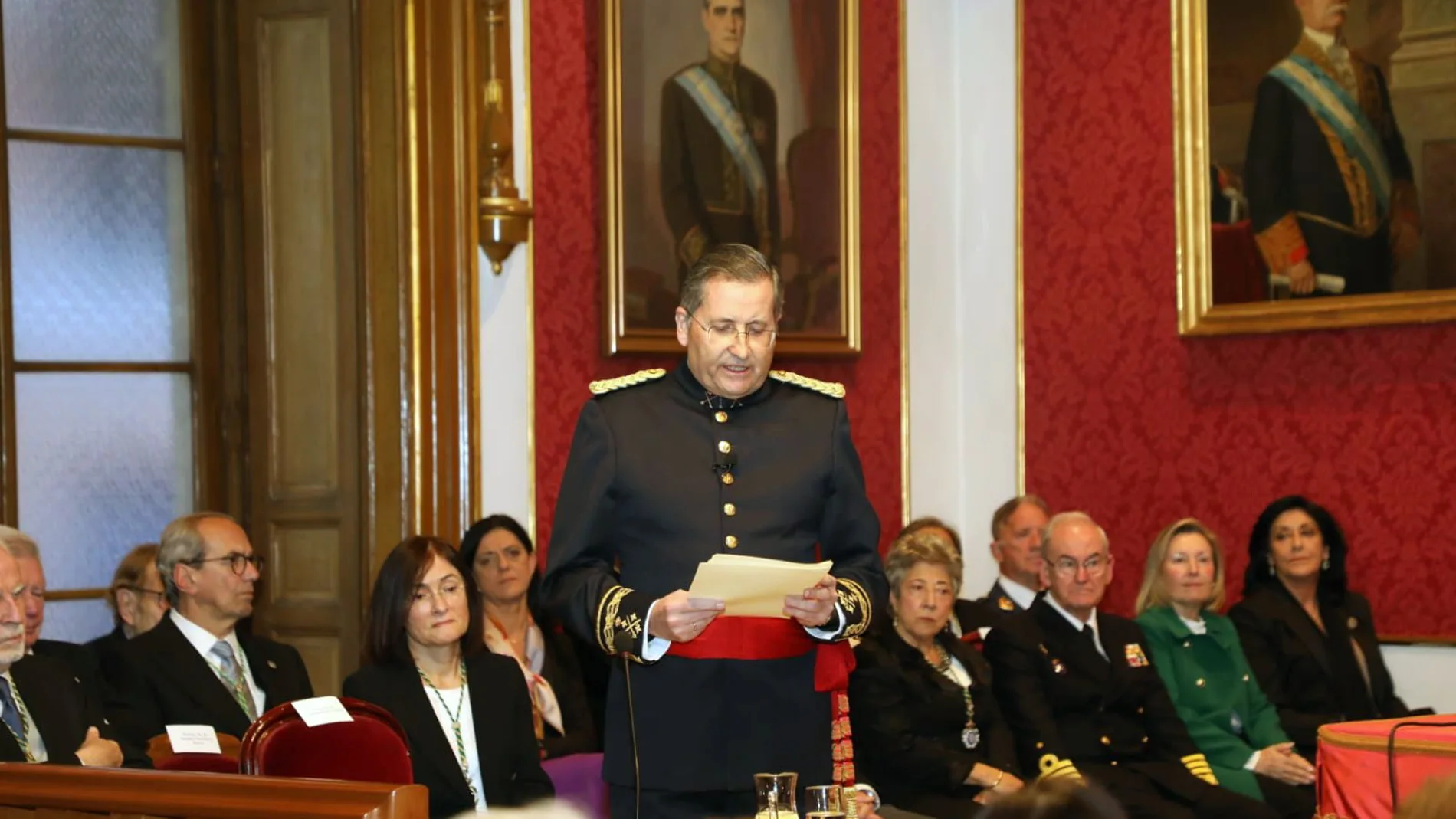 El JEME, Amador Enseñat, el día que ingresó en la Real Academia de las Ciencias y las Artes Morales.