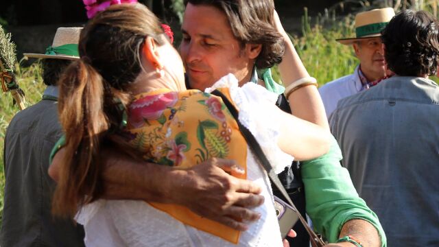 Francisco Rivera y Lourdes Montes, más cariñosos y apasionados que nunca durante el camino al Rocío