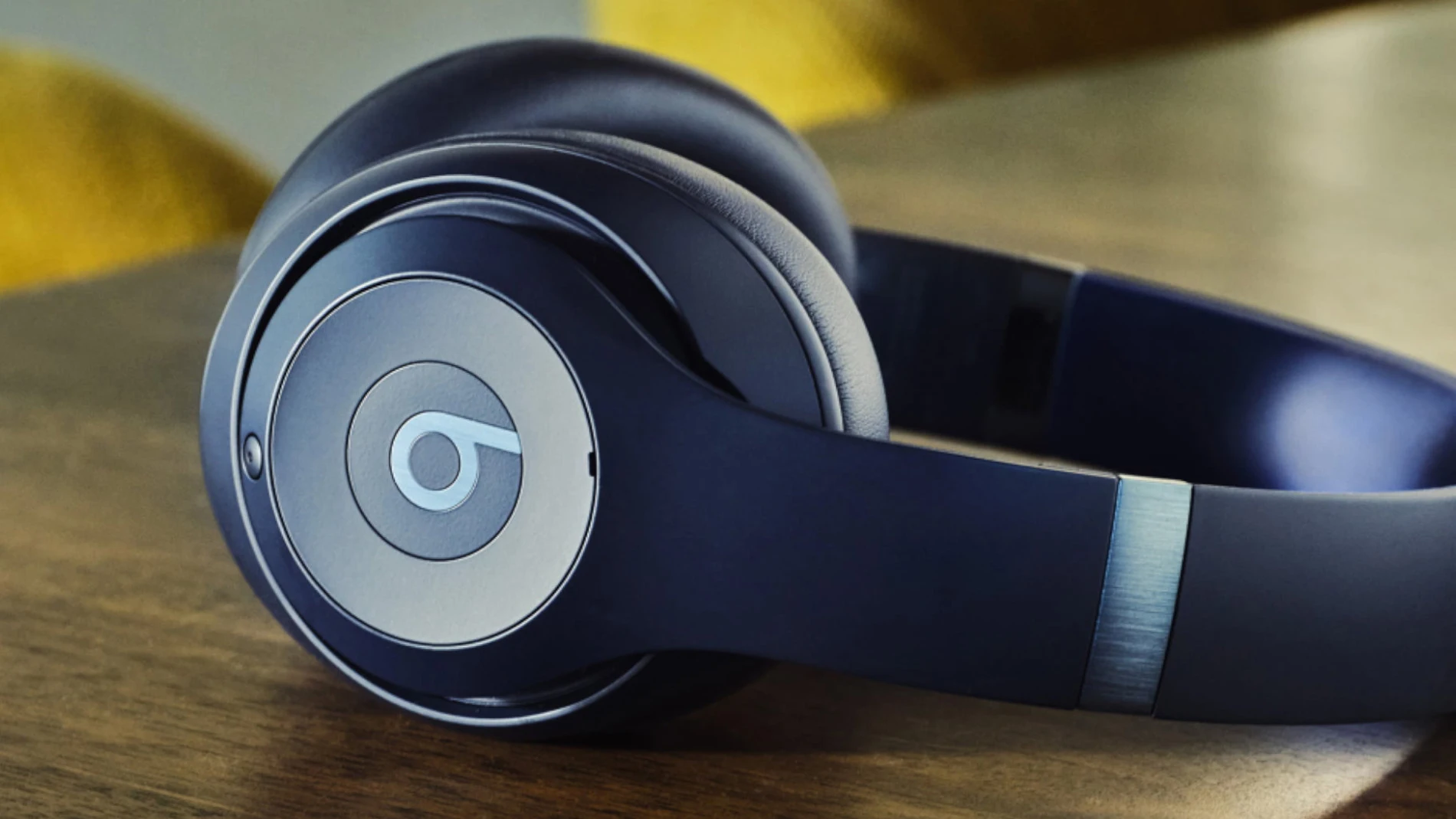 Beats Studio Pro
