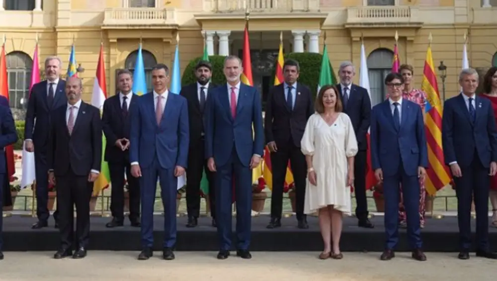 Conferencia de Presidentes 2025, en directo hoy: tensión máxima entre el PP y el Gobierno en la reunión de líderes autonómicos
