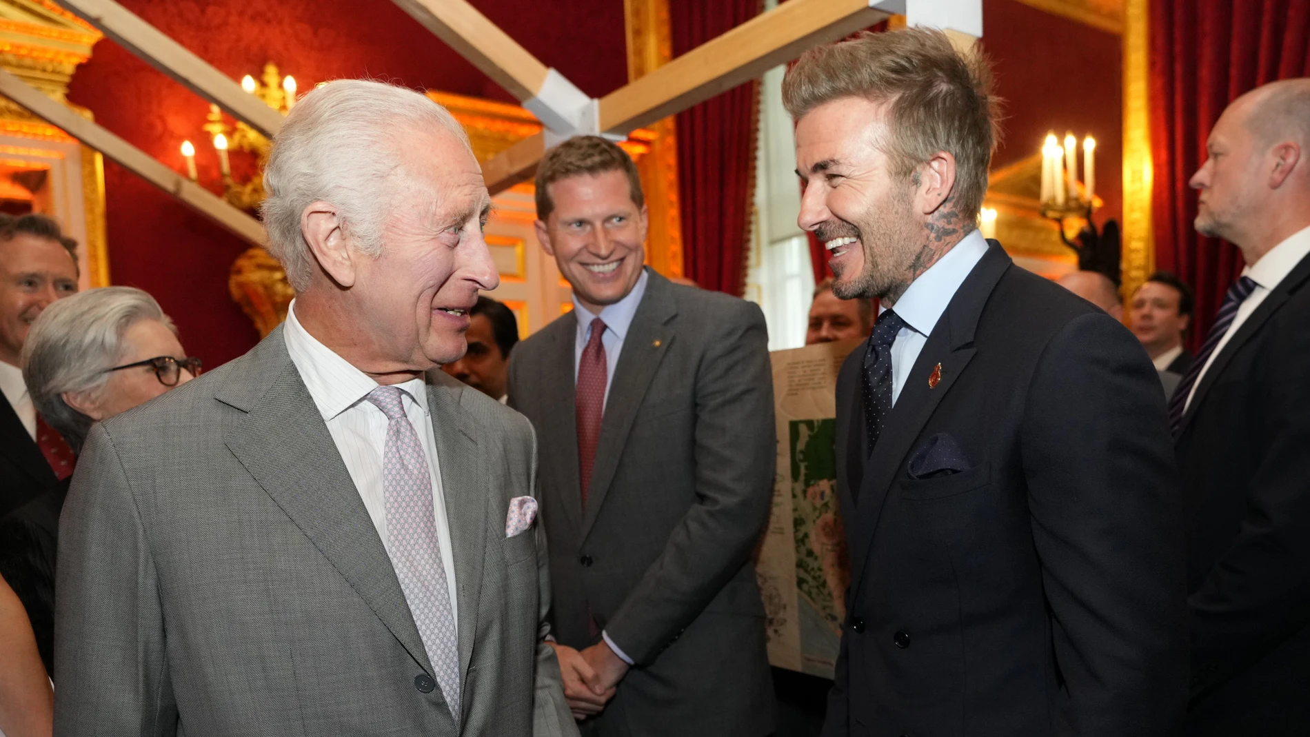 El Rey Carlos III y David Beckham en una imagen reciente