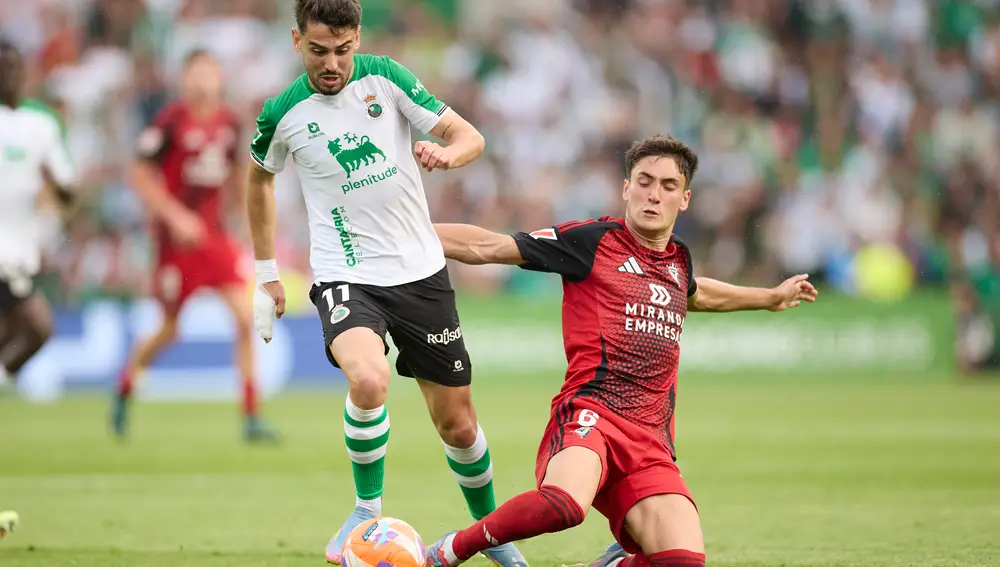 Racing de Santander v CD Mirandes - Liga Hypermotion