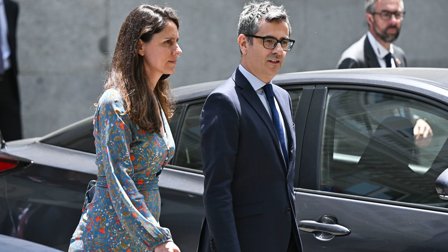 MADRID, 09/06/2025.- El ministro de la Presidencia y de Justicia, Félix Bolaños a su llegada al acto del Observatorio contra la Violencia Doméstica y de Género del Consejo General del Poder Judicial (CGPJ) que entrega sus reconocimientos anuales a personalidades destacadas en la lucha contra la violencia sobre las mujeres, este lunes en la sede del Consejo General del Poder Judicial. EFE/Fernando Villar