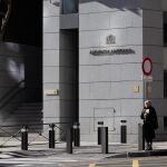La AN impone orden de alejamiento al comisario de la Policía destinado en la India que acosó a una subalterna