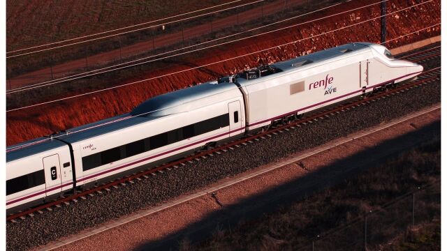 Imagen de un tren de alta velocidad. 