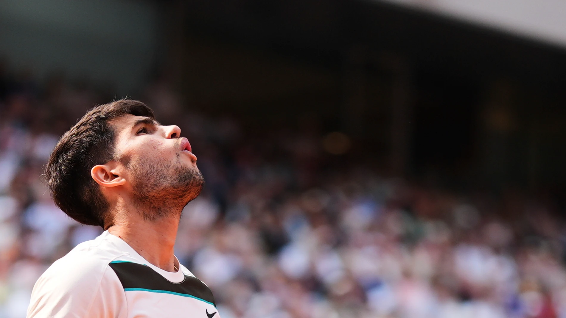 Spain's Carlos Alcaraz reacts during the final match of the French Tennis Open against Italy's Jannik Sinner during at the Roland-Garros stadium in Paris, Sunday, June 8, 2025. (AP Photo/Lindsey Wasson)